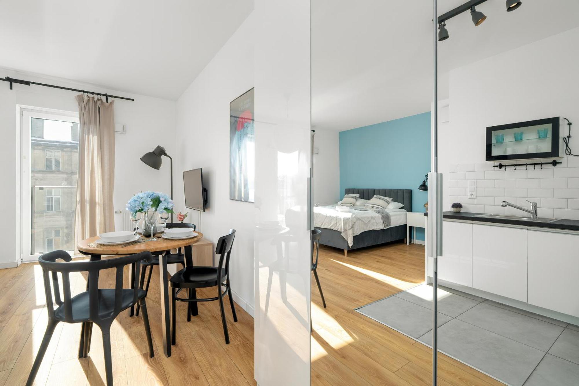 Klimatyczne I Nowoczesne Studio Very Berry W Poznaniu By Noclegi Renters المظهر الخارجي الصورة